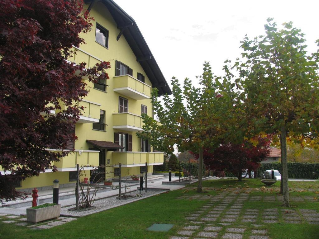 Albergo Residence Isotta Veruno Экстерьер фото